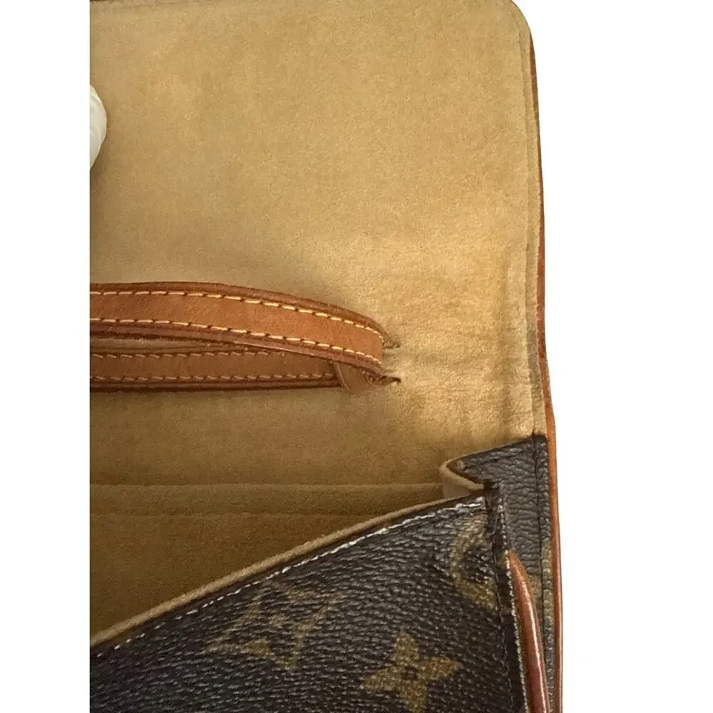 Authentic Louis Vuitton Pochette  Twin GM  Monogram Crossbody Clutch Bag Vintage